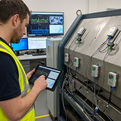 IoT 센서를 통한 가상 공장 실시간 정보 연결 및 데이터 동기화 과정 시각화